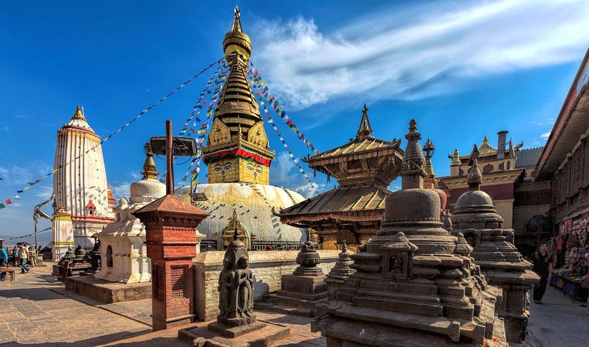 Read more about the article Nepal Now Open for Tourism
